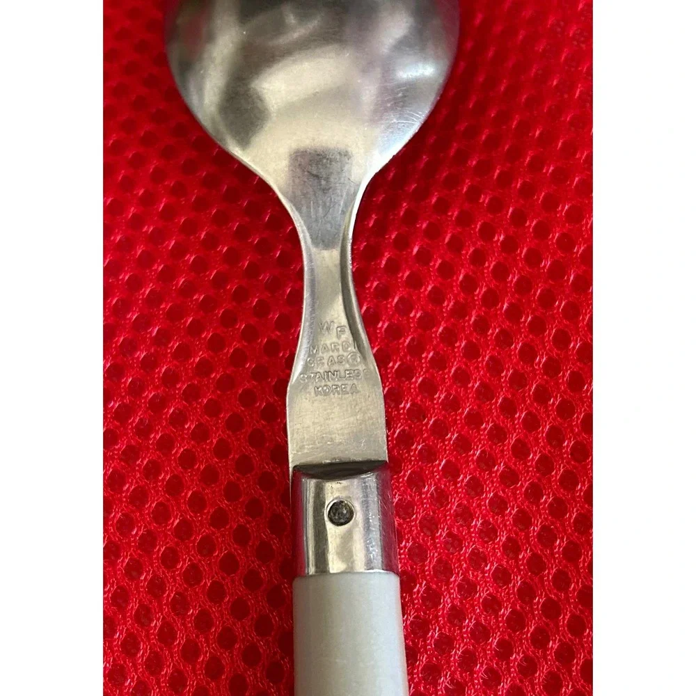 Vintage WP Mardi Gras Stainless Flatware 5 Piece Set White Riveted Handle Korea